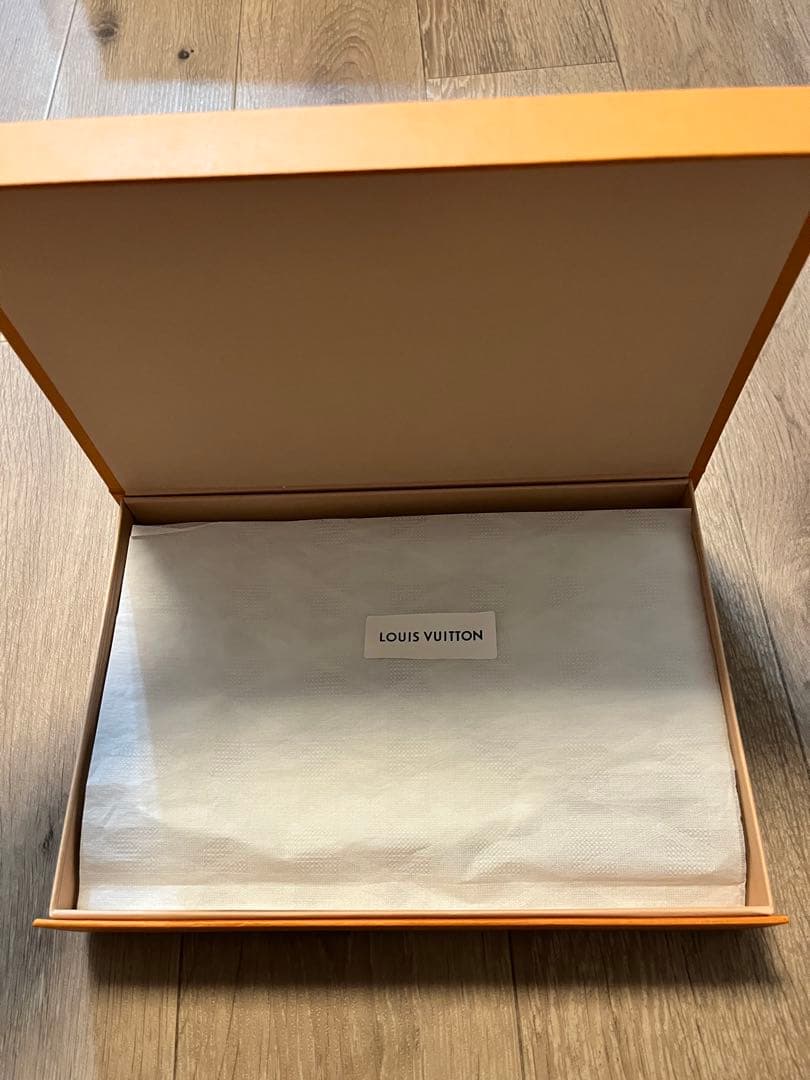 Louis Vuitton LVers Tシャツ ブラック