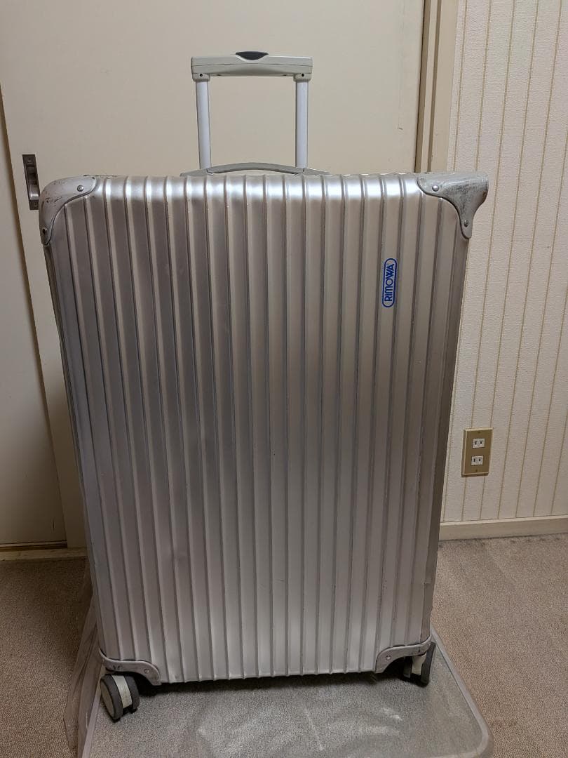 RIMOWA リモワ　ドイツ製　アルミニウム製大型スーツケース　キャリーケース