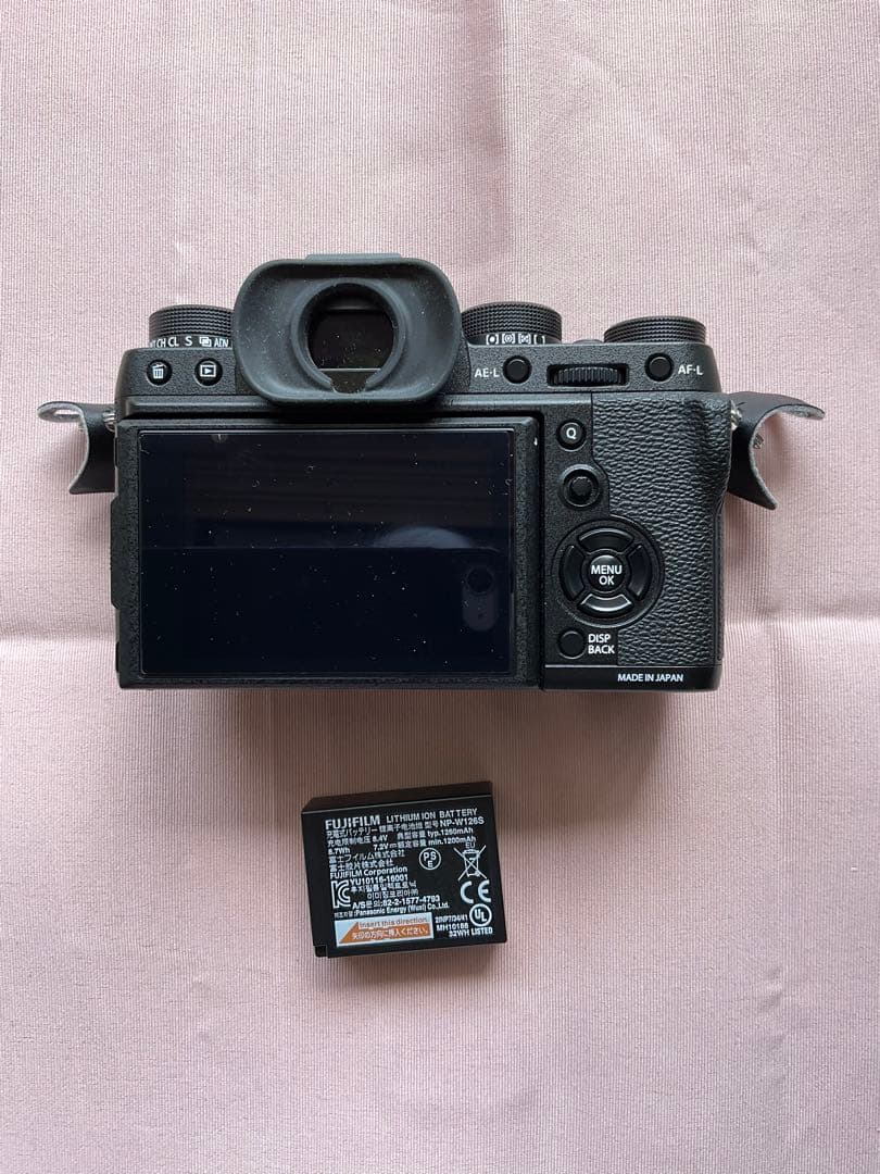 たく　美品　富士フイルム X-T2 ボディ 付属品完備　おまけ付き