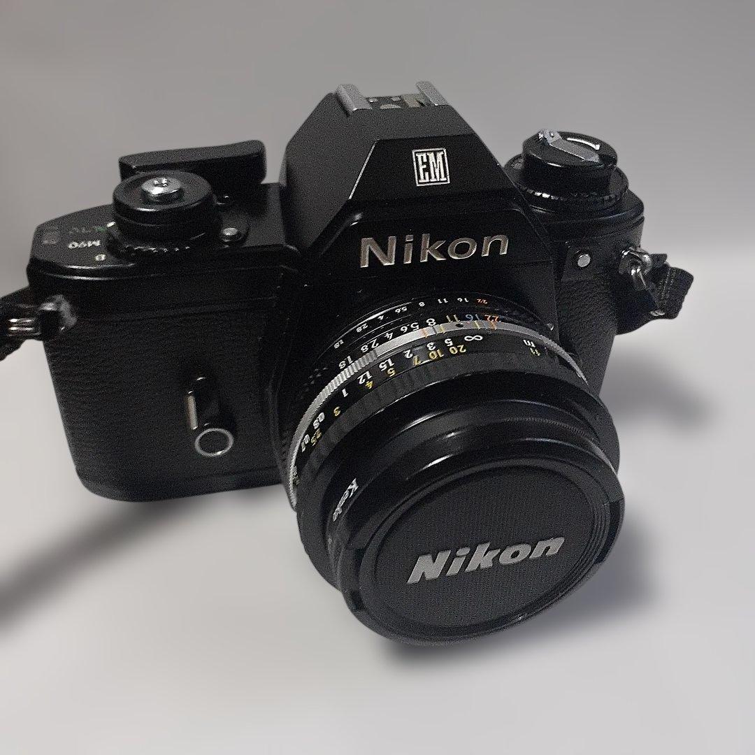 Nikon EM フィルム一眼レフカメラ