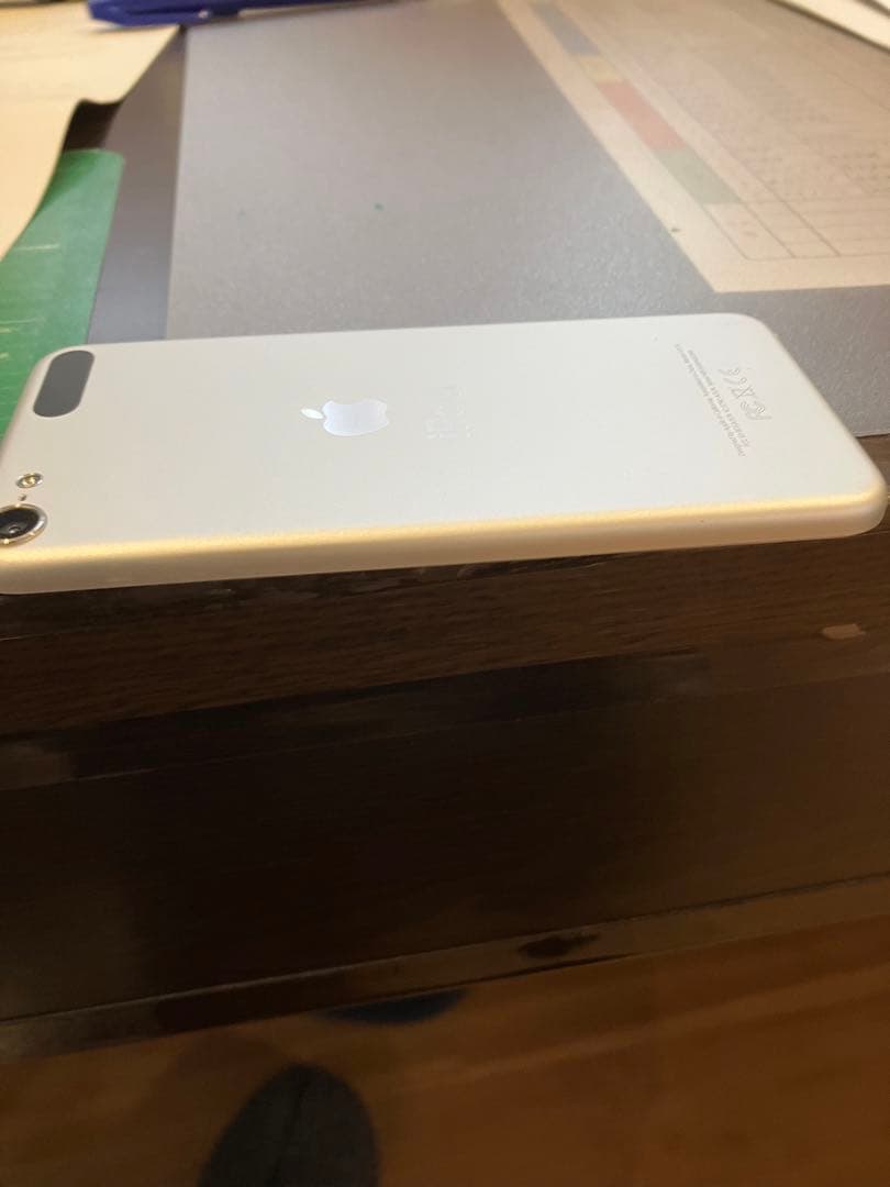 【新品ほぼ】iPod touch 第6世代 64G 美品