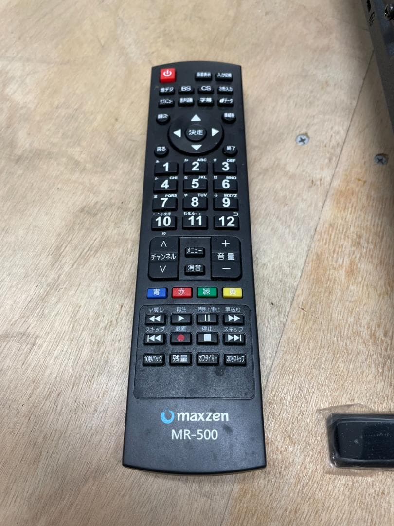 maxzen 32型　液晶テレビ J32SK03