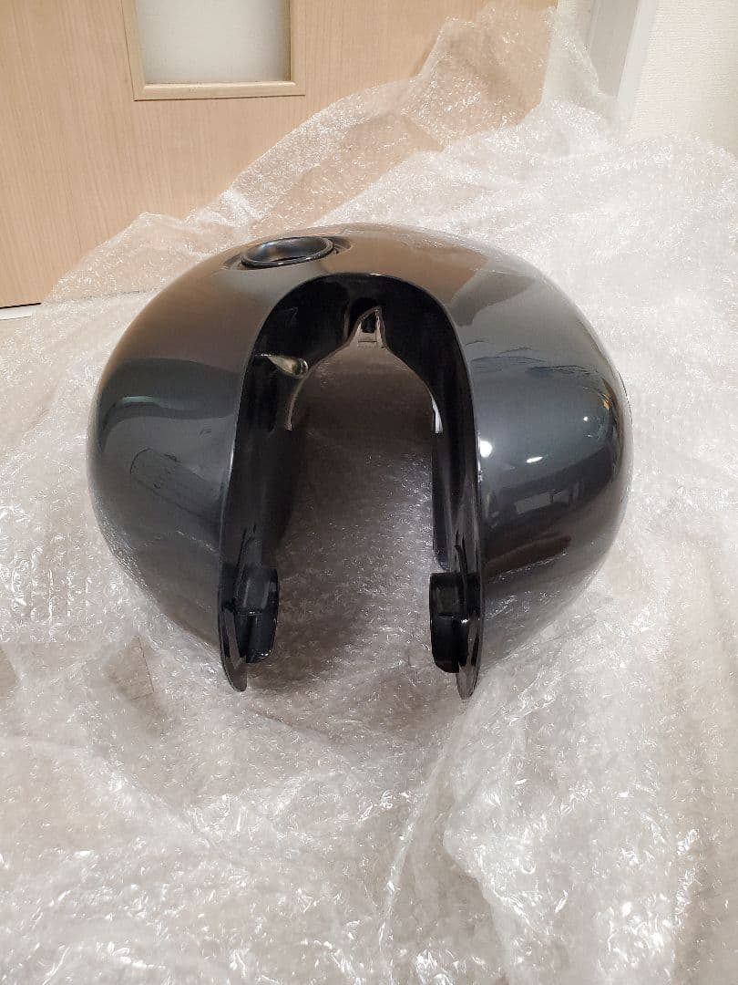 ヤマハ SR400 純正フューエルタンク Final Edition