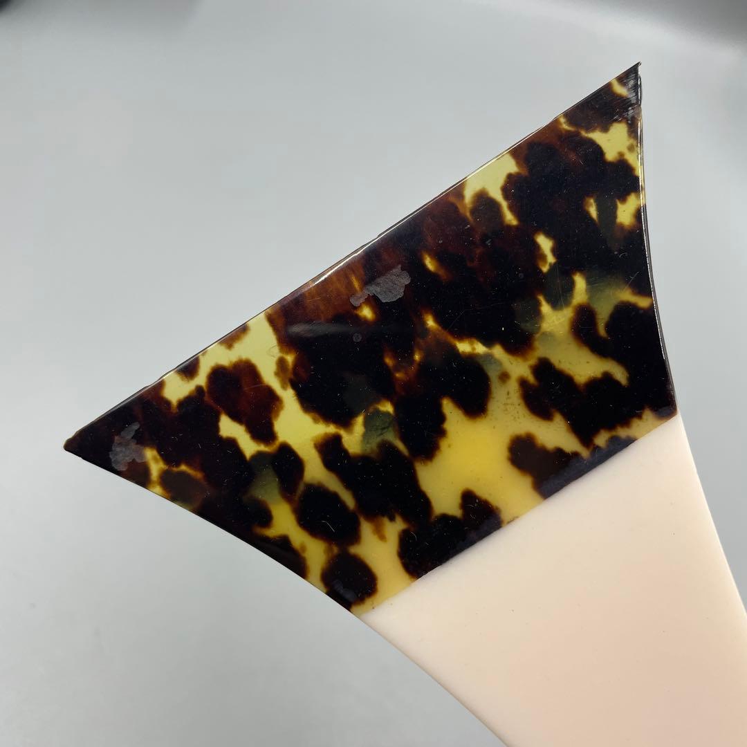 239ヴィンテージ 天然素材　三味線バチ　重さ約106g