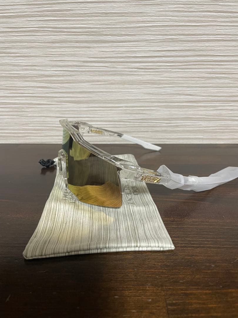 100% サングラス マイケル・ハリス2世モデル