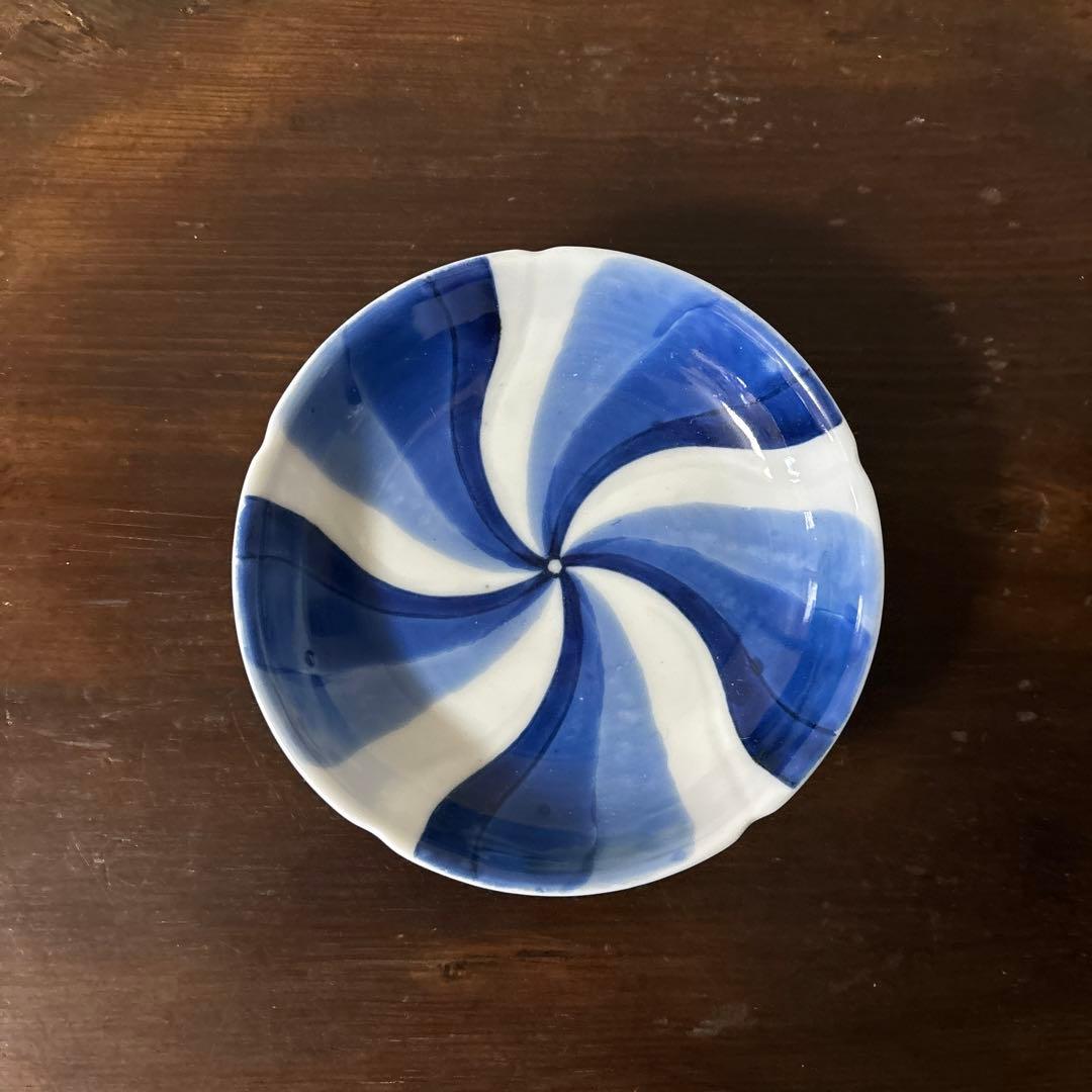 古伊万里染付捻り文皿　2点　江戸明治　アンティーク　酒器　白洲正子　白磁　検李朝