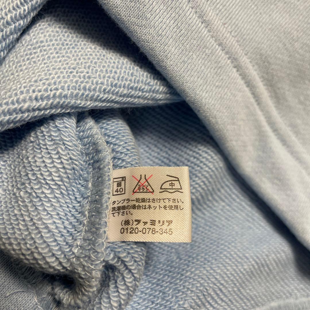 新品未使用familiarファミリア★車のワッペン刺繍の可愛いトレーナー★80