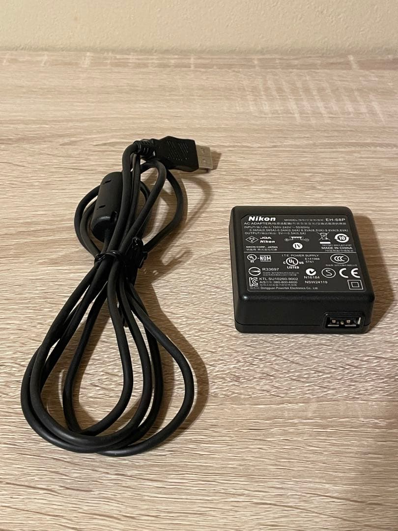 Nikon coolpix s6000 コンパクトデジタルカメラ　コンデジ