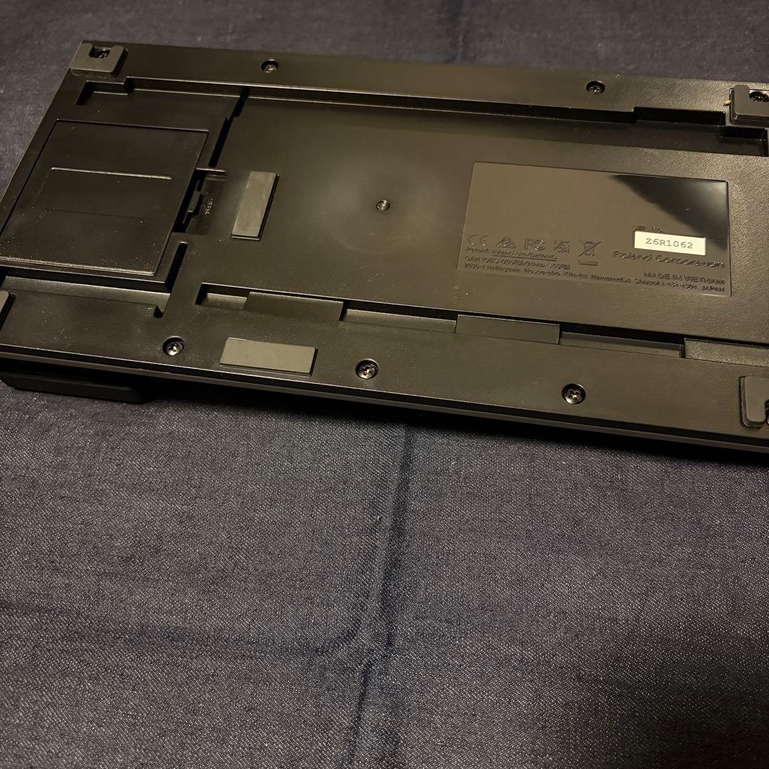 BOSS GT-1 ギター マルチエフェクター 限定ホワイト 電源アダプター付き