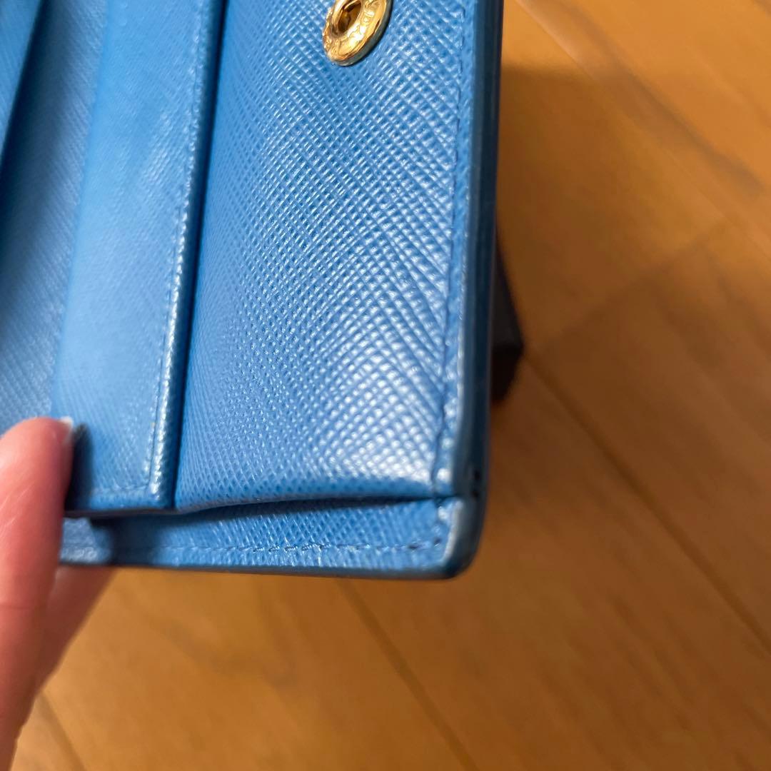 PRADA 二つ折り財布 青