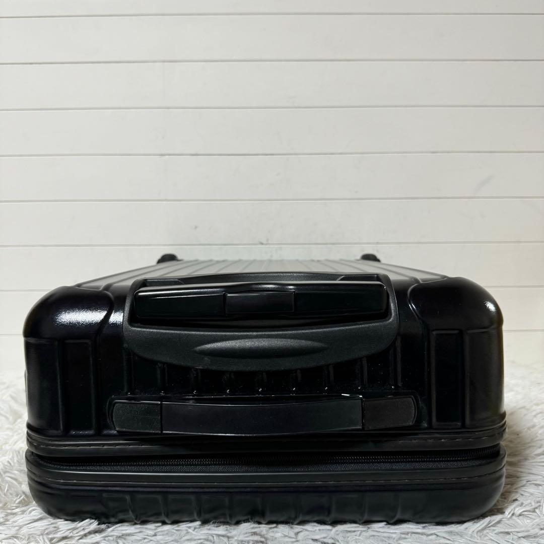 美品✨　RIMOWA リモワ　サルサ　キャリーケース　ブラック　ポリカーボネート