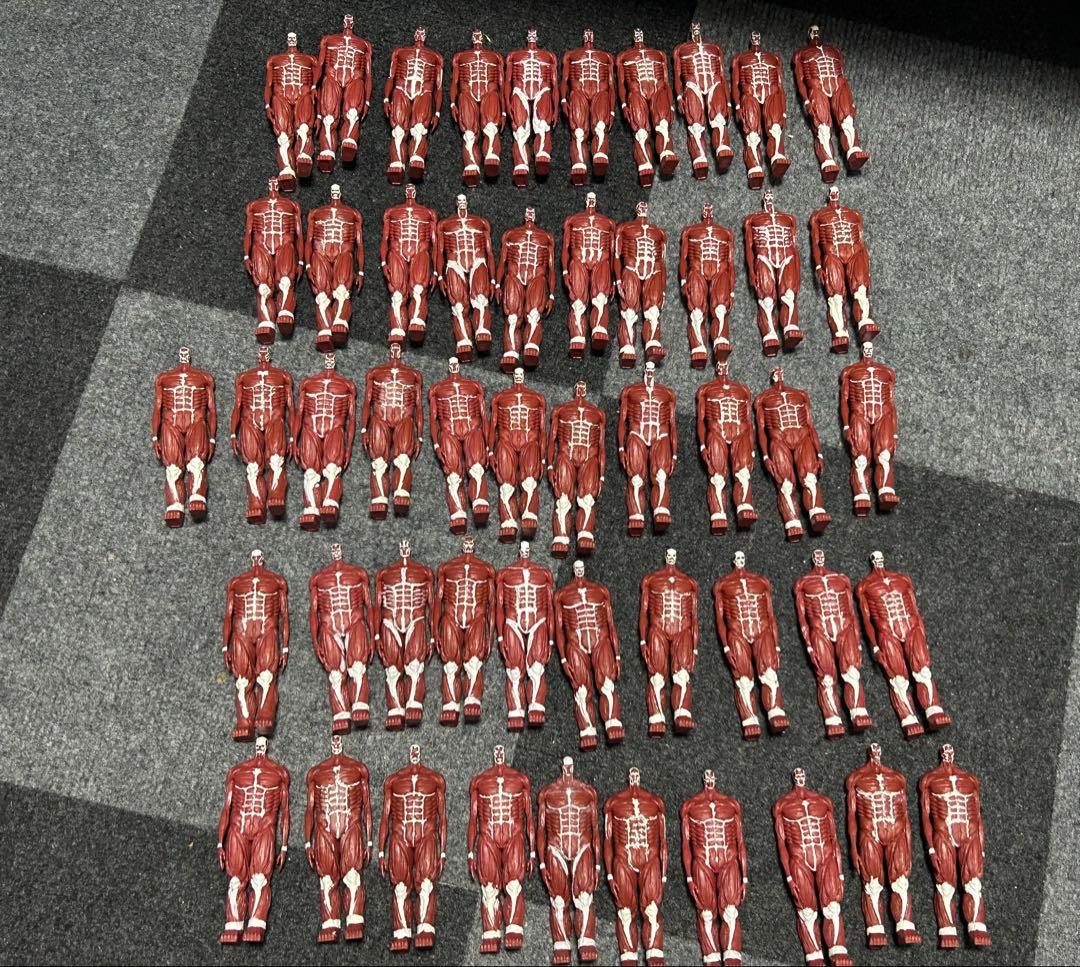 進撃の巨人一番くじ　ラストワン　終尾の巨人地ならし巨人リペイント51体