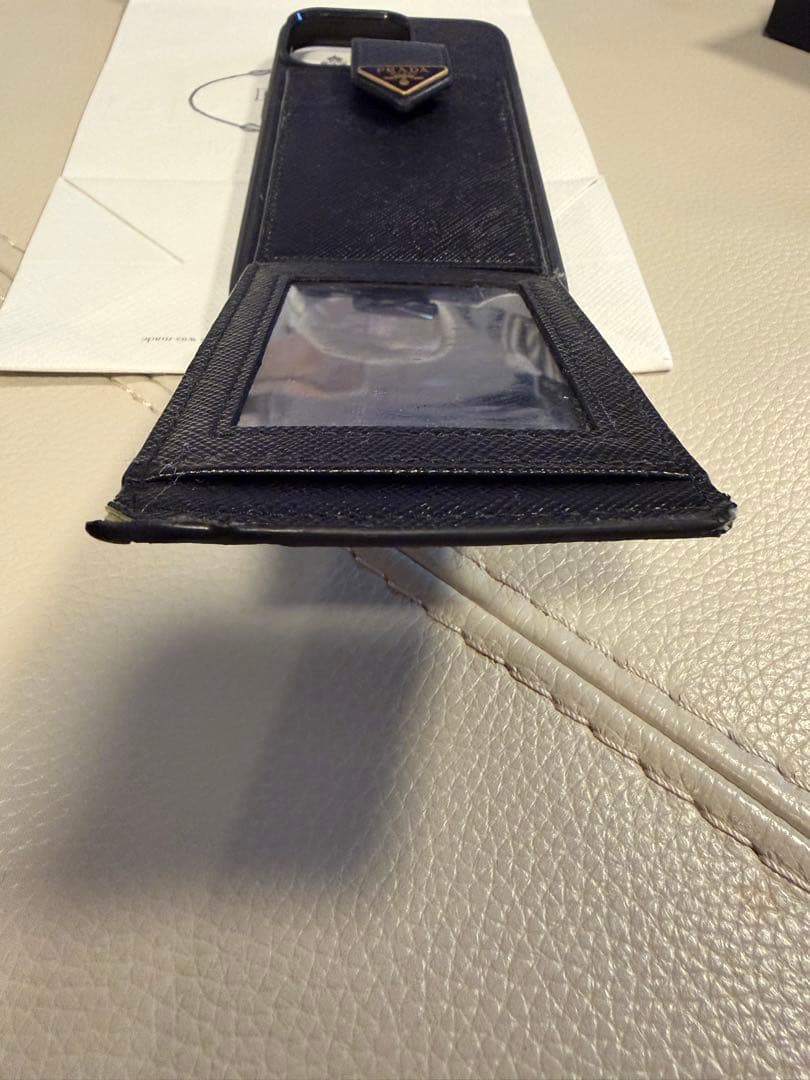 PRADA iPhone用ケース ブラック レザー