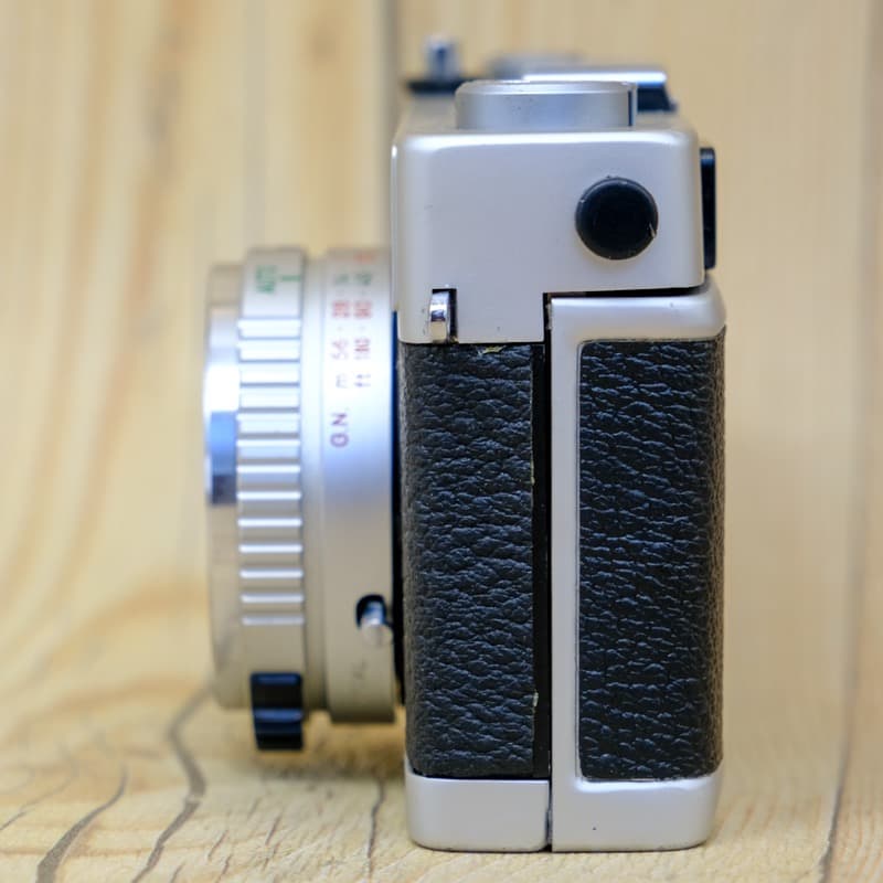 【整備品】美品 KONICA C35 Flash matic コニカ　スッキリ