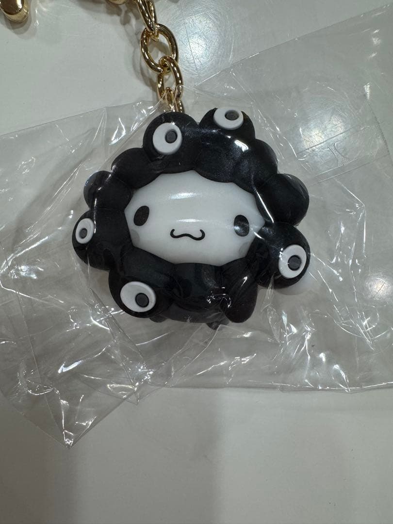 大阪万博　関西万博　ミャクミャク　サンリオ　コラボ　シナモン2025