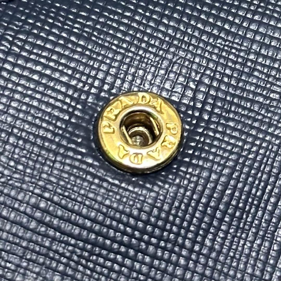 PRADA プラダ　折り財布　ラウンドファスナー　ブルー　ゴールドロゴ