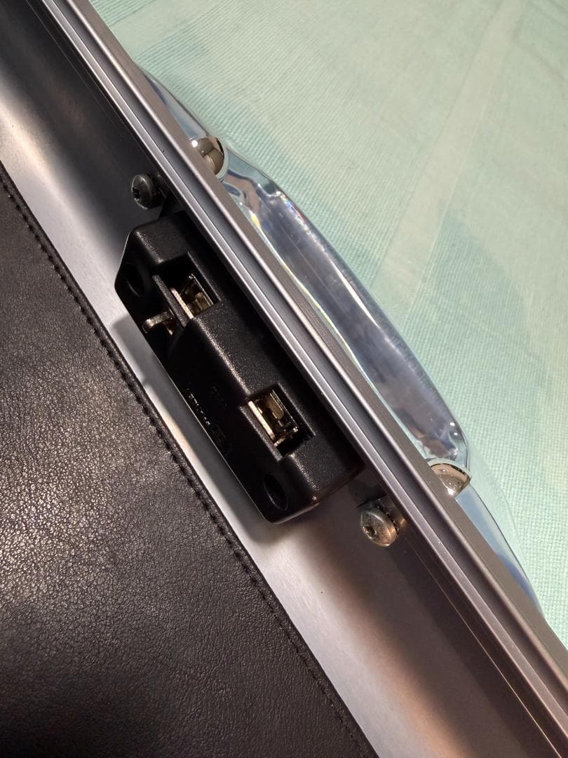 エリートシリーズ CEM ゼロハリバートン ポリッシュブルー 美品です