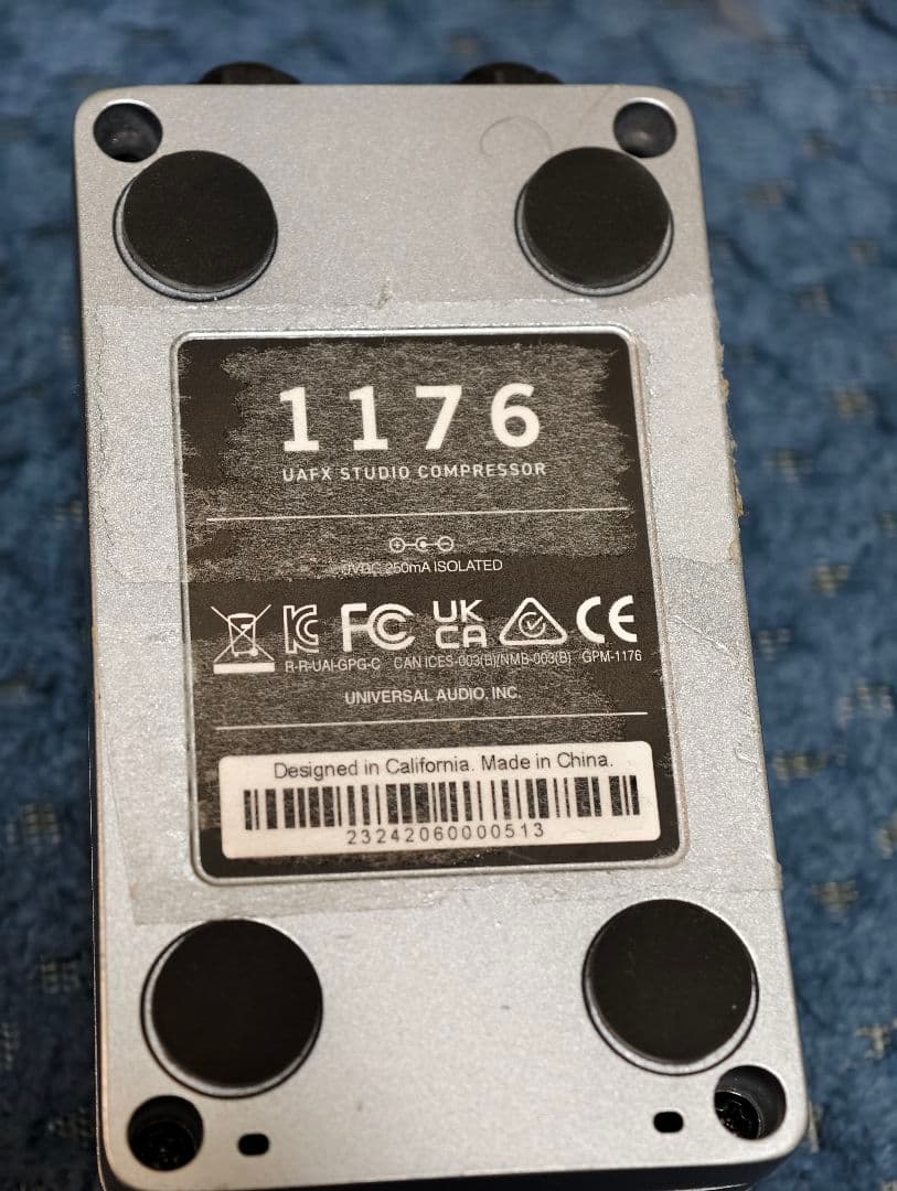 Universal Audio 1176 UA FX スタジオコンプレッサー