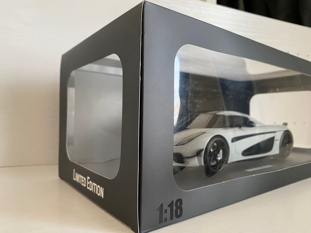 1/18 GTスピリット　ケーニグセグレゲーラ