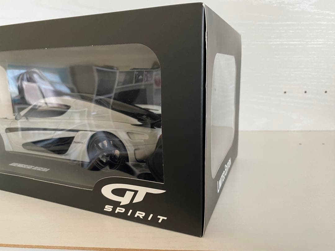 1/18 GTスピリット　ケーニグセグレゲーラ
