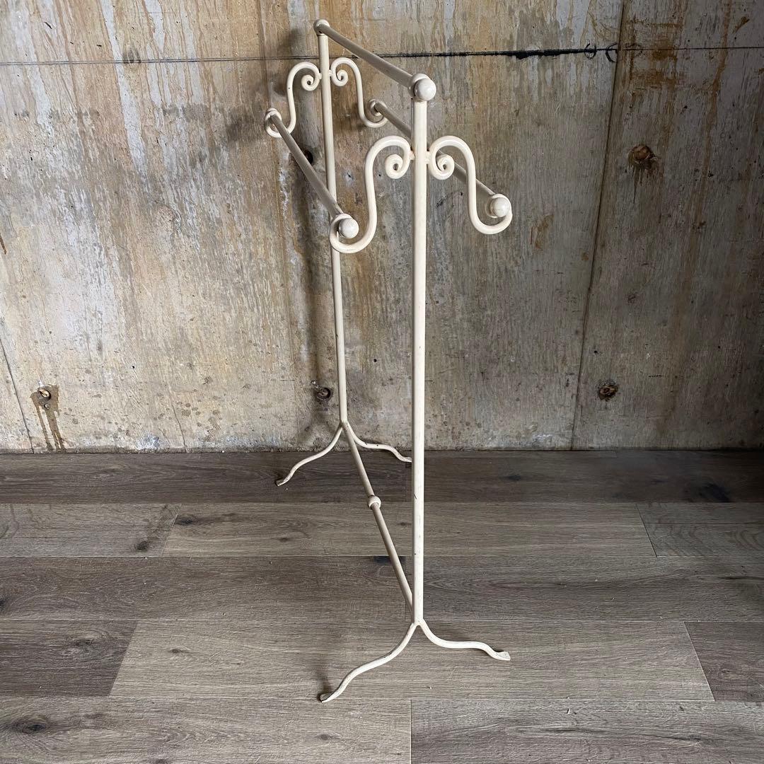 アイアンハンガーラック　タオルハンガー　ヴィンテージ　クラシック　アンティーク