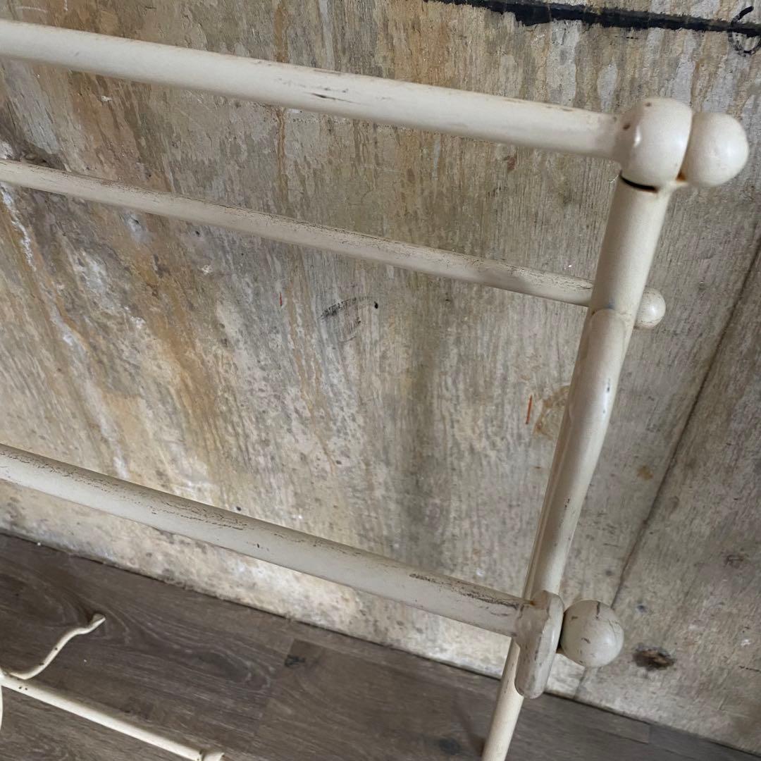 アイアンハンガーラック　タオルハンガー　ヴィンテージ　クラシック　アンティーク