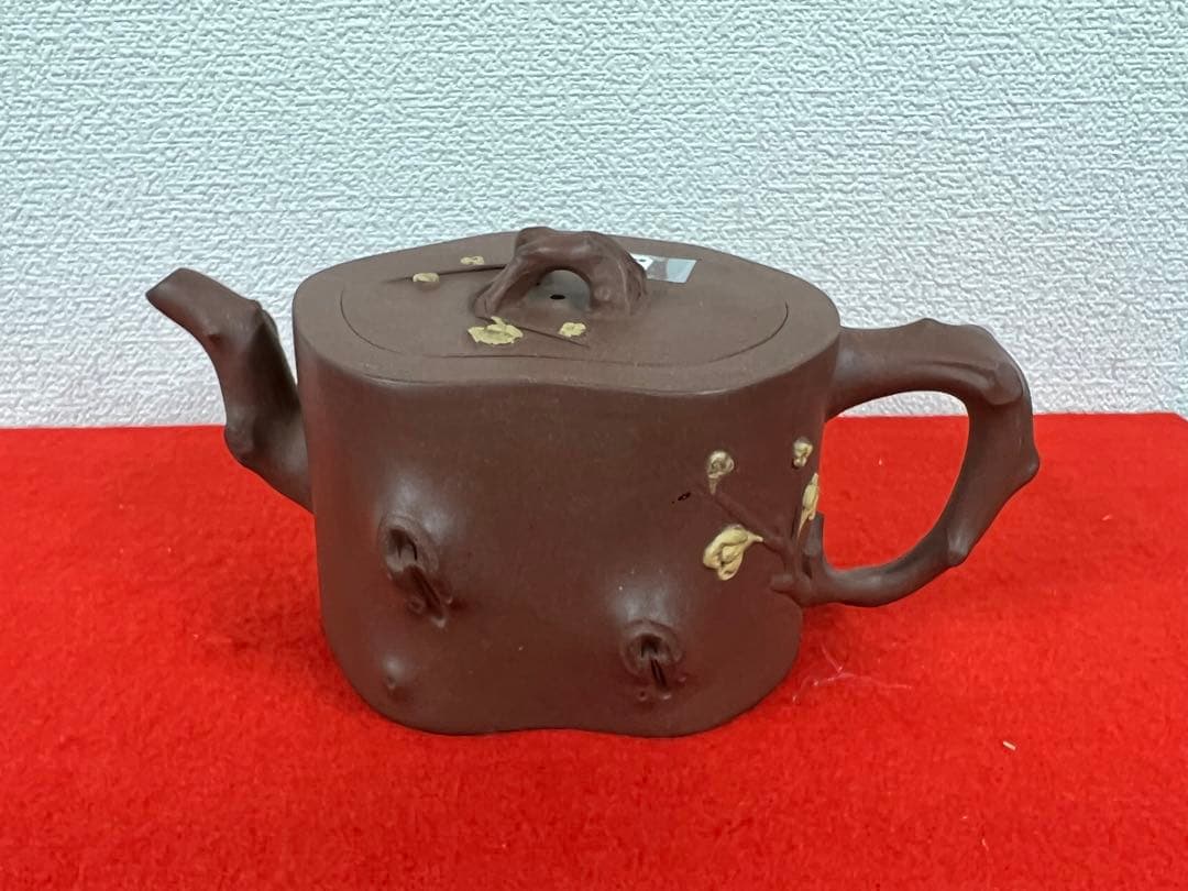 急須　呉亮屏梅椿紫砂茶壺　 【呉亮屏】在銘