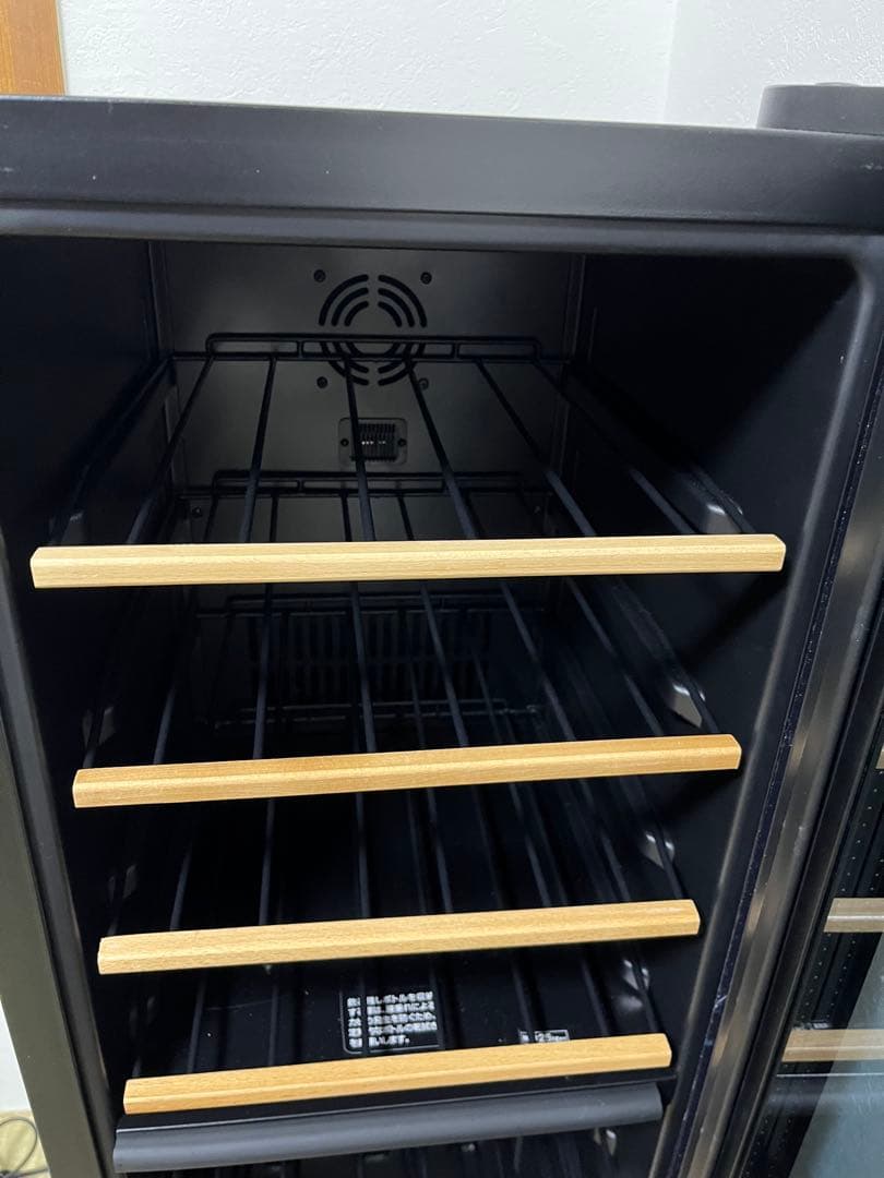 ワインセラー FURNIEL SAB-90G-PBブラック