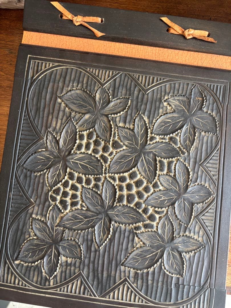 葡萄と葉のレリーフ装飾 ぶどう木製アートアルバムノートアンティークヴィンテージ