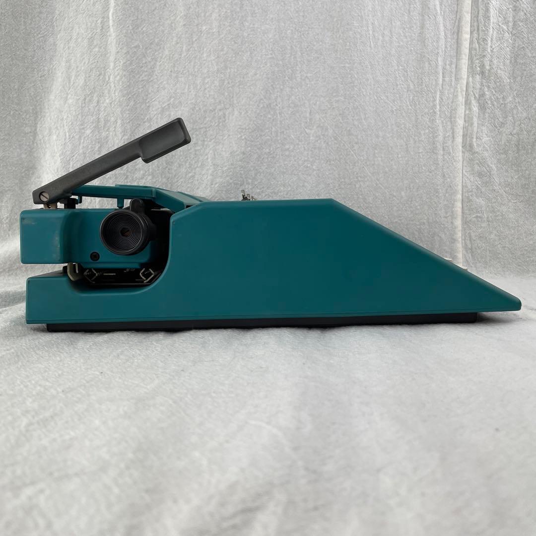 タイプライター olivetti LETTERA 41