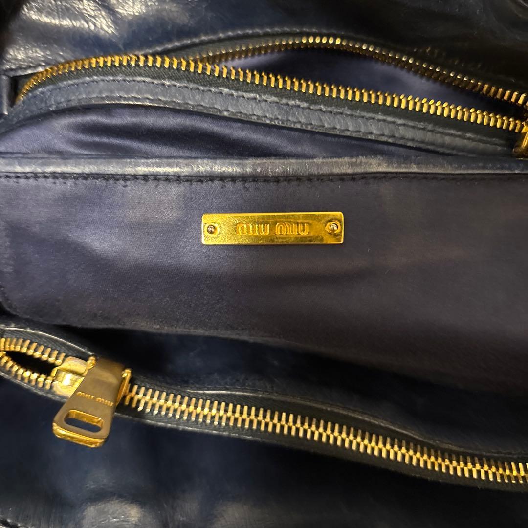 MIU MIU マトラッセ　2way ショルダーバック　レザー　ゴールド金具