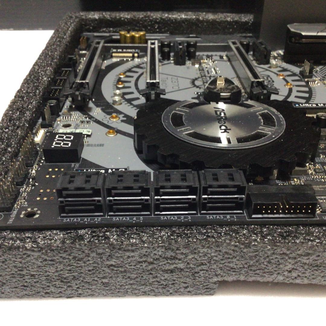 ASRock Z370 Taichi マザーボード