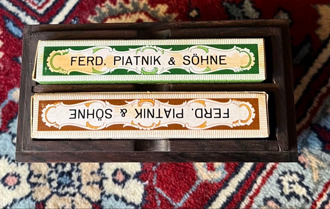 ヴィンテージ、デンマーク製/ブラジリアンローズウッドトランプケース/銀彫刻