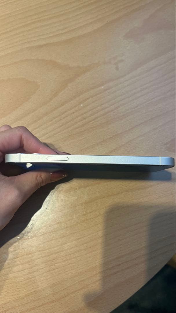 iPhone 12本体 128GB