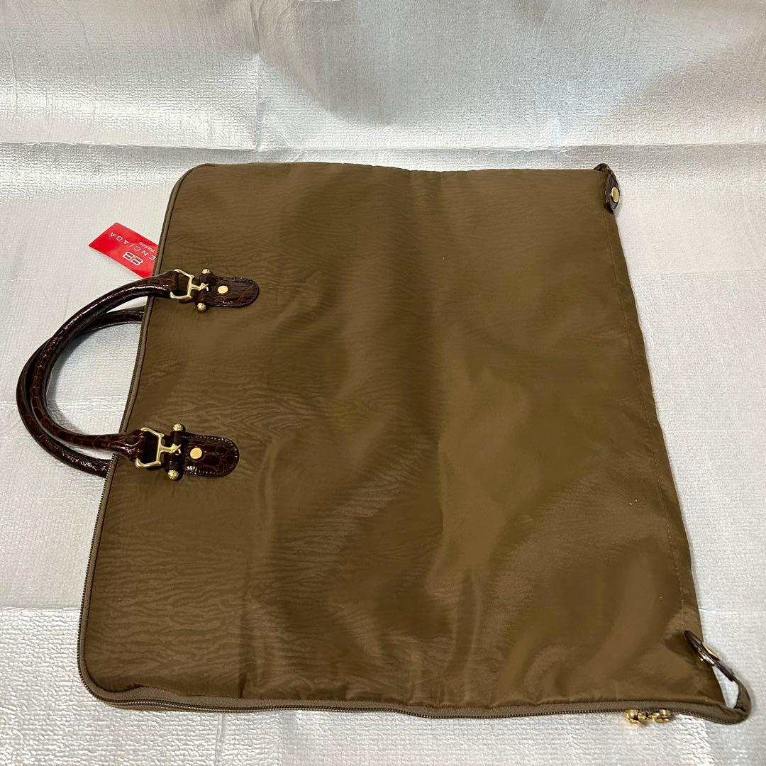 美品 バレンシアガ ナイロン クロコダイル型押しレザー ガーメントバッグ