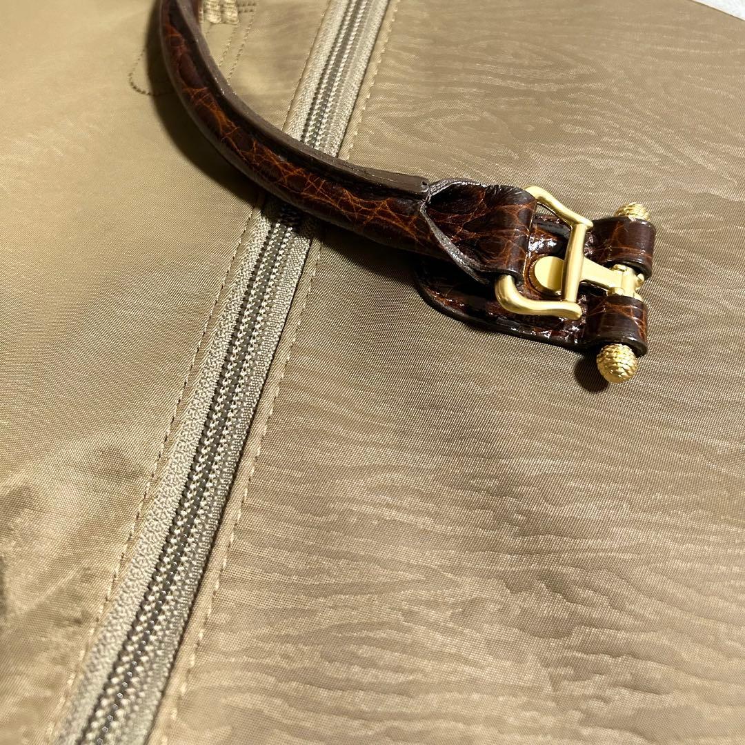 美品 バレンシアガ ナイロン クロコダイル型押しレザー ガーメントバッグ