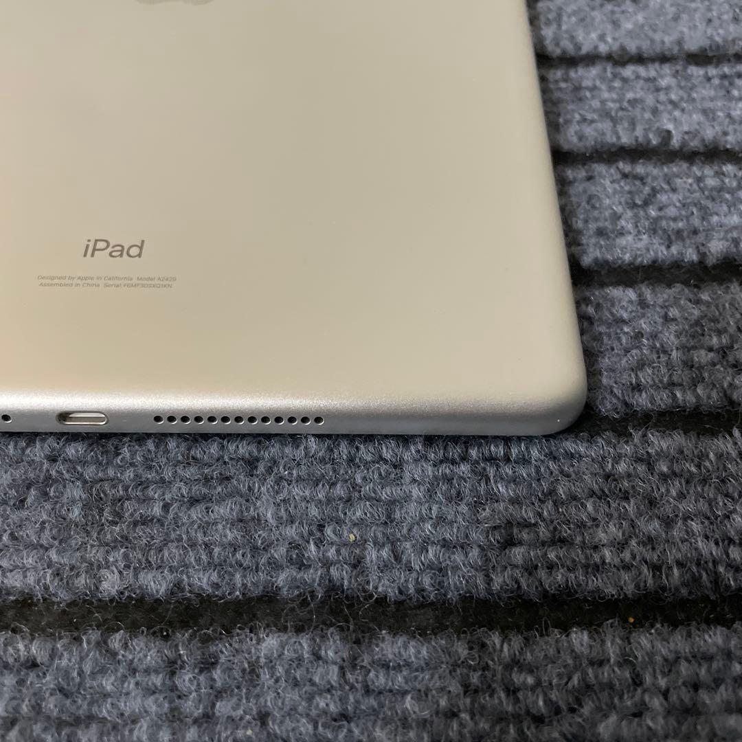 96 iPad 8世代 32GB SIMフリー シルバー