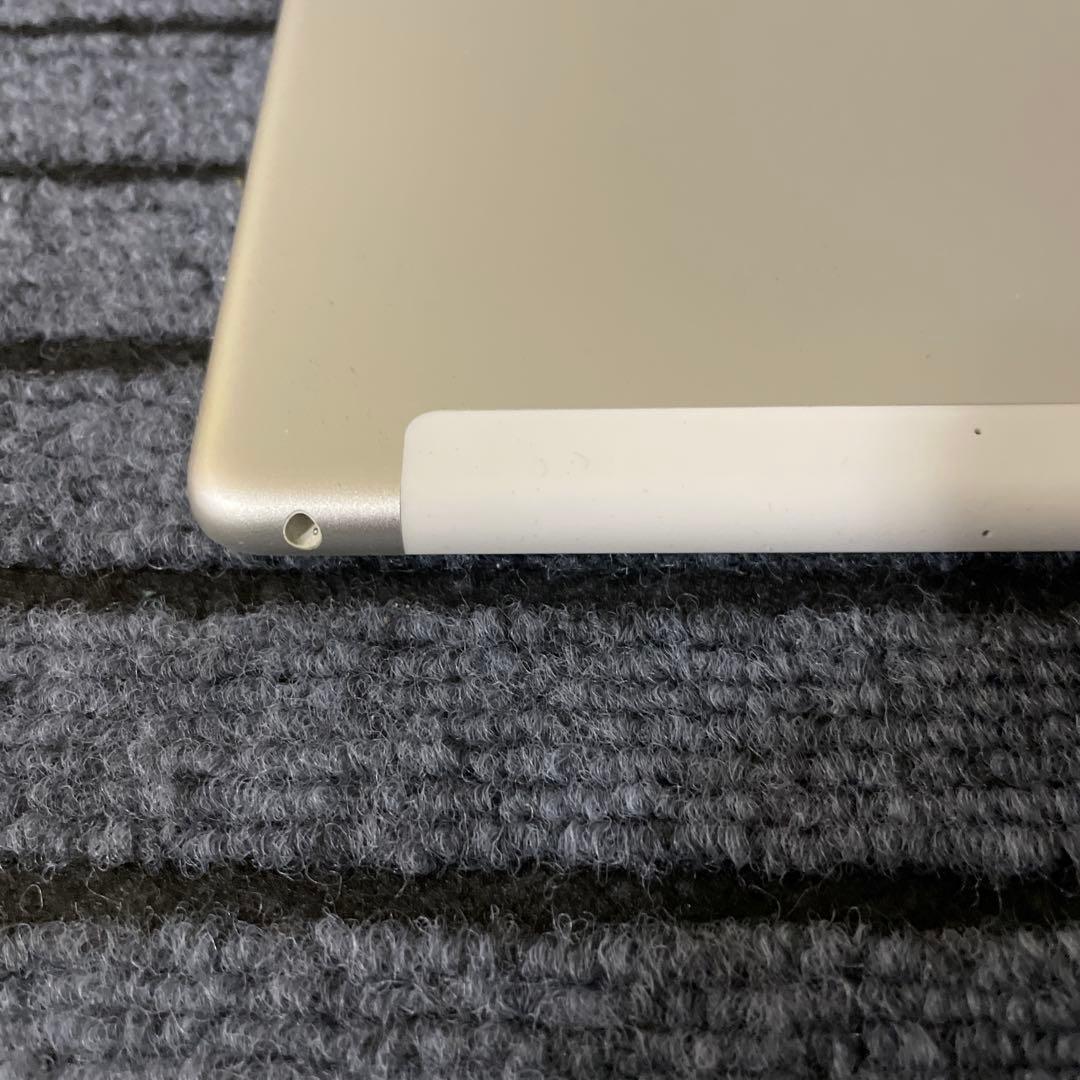 96 iPad 8世代 32GB SIMフリー シルバー