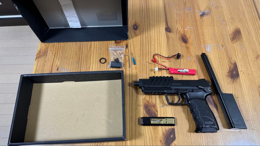 東京マルイ　電動ハンドガンHK45 リポバッテリー付き