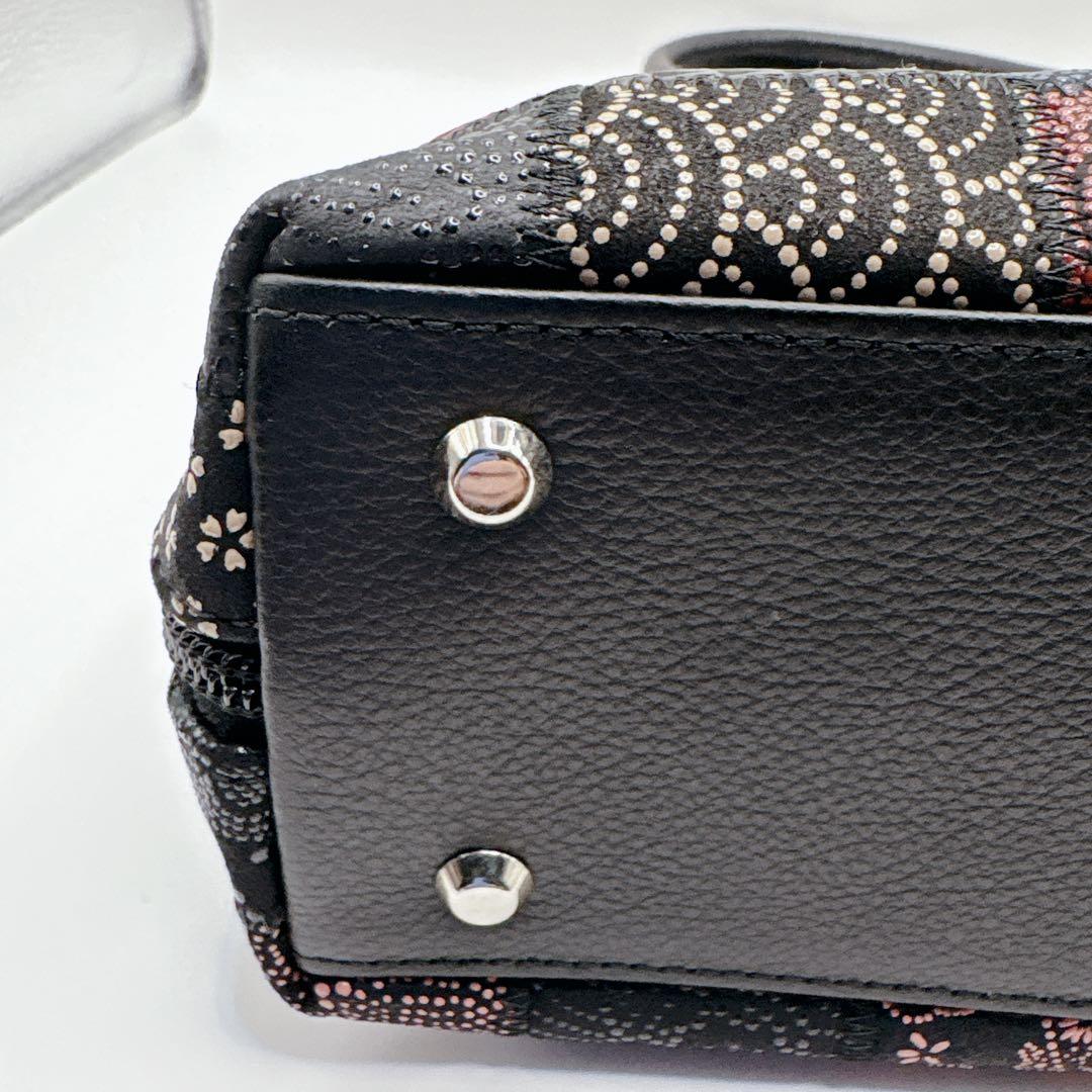 未使用級 印傳屋 印伝 パッチワークハンドバッグ JRA公認 鹿革 長財布付き