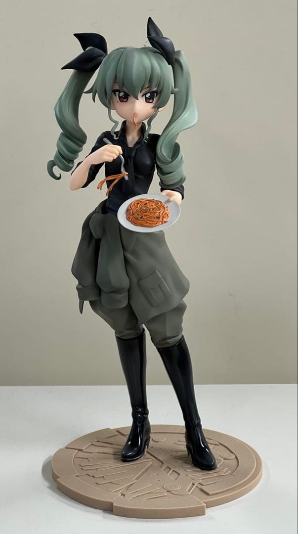 アンチョビ ガールズ&パンツァー劇場版 1/7フィギュア ディ・モールト ベネ