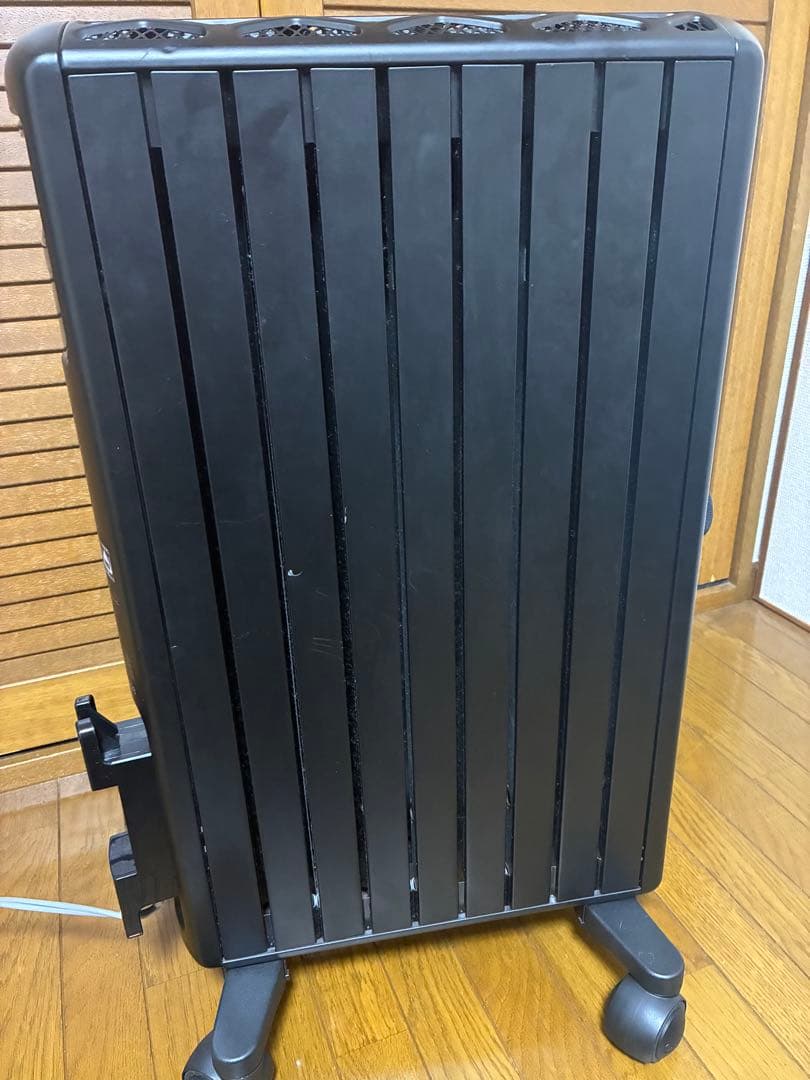 DeLonghi オイルヒーター ブラック