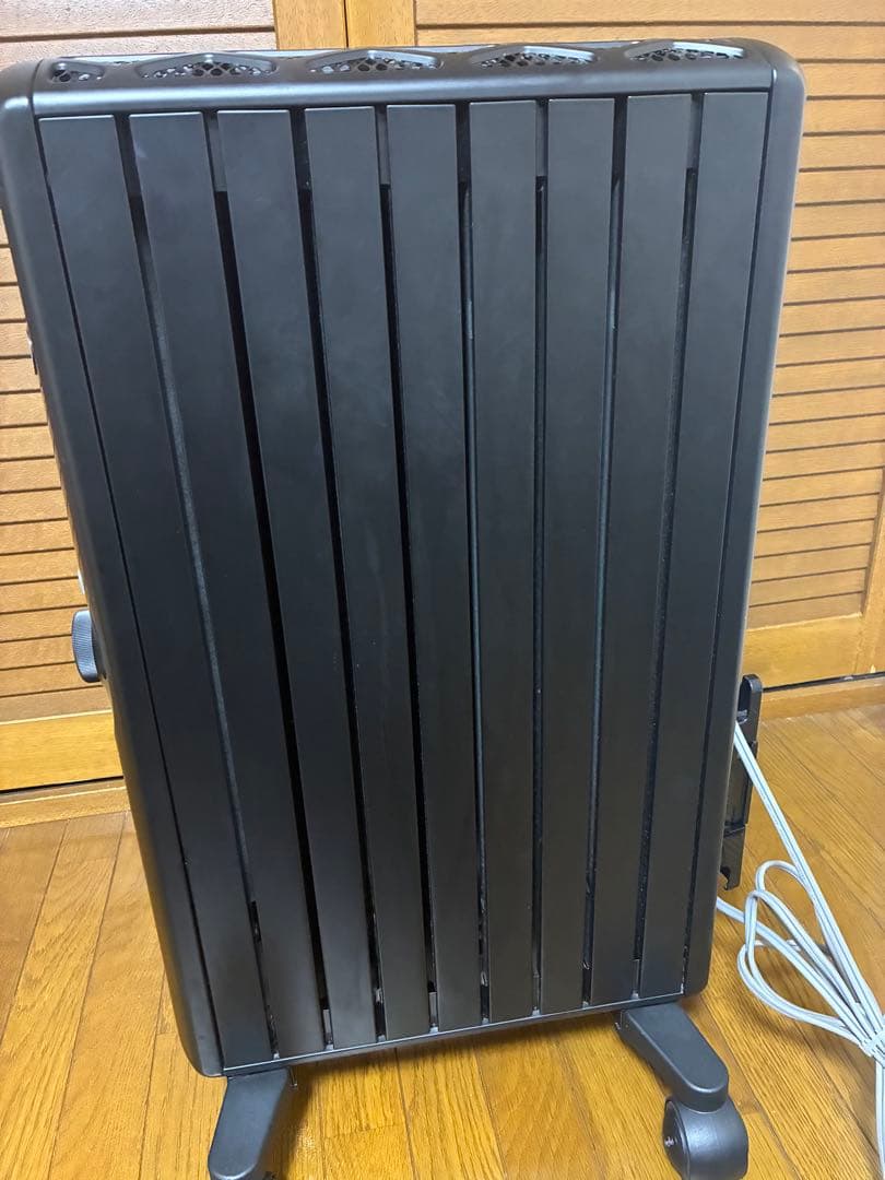 DeLonghi オイルヒーター ブラック