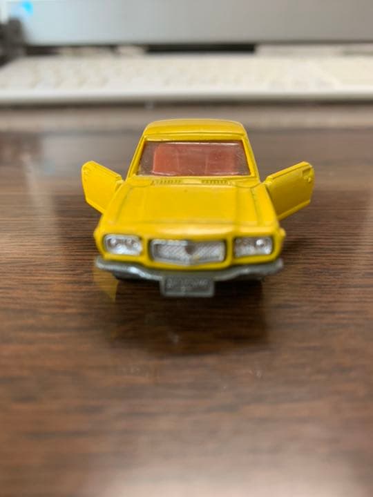 ミニカー tomica MAZDA SAVANNA GT
