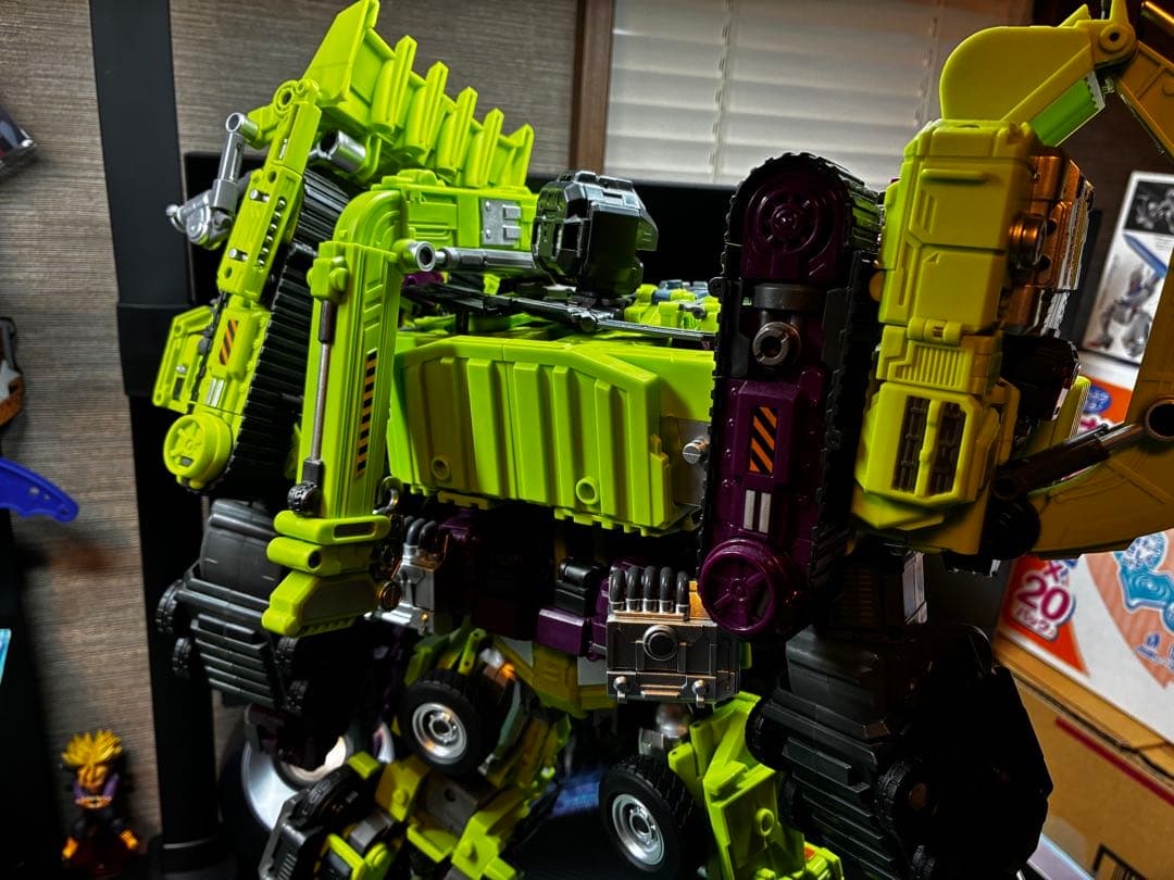 トランスフォーマー 非正規 JINBAO BUILDER デバスターっぽい人