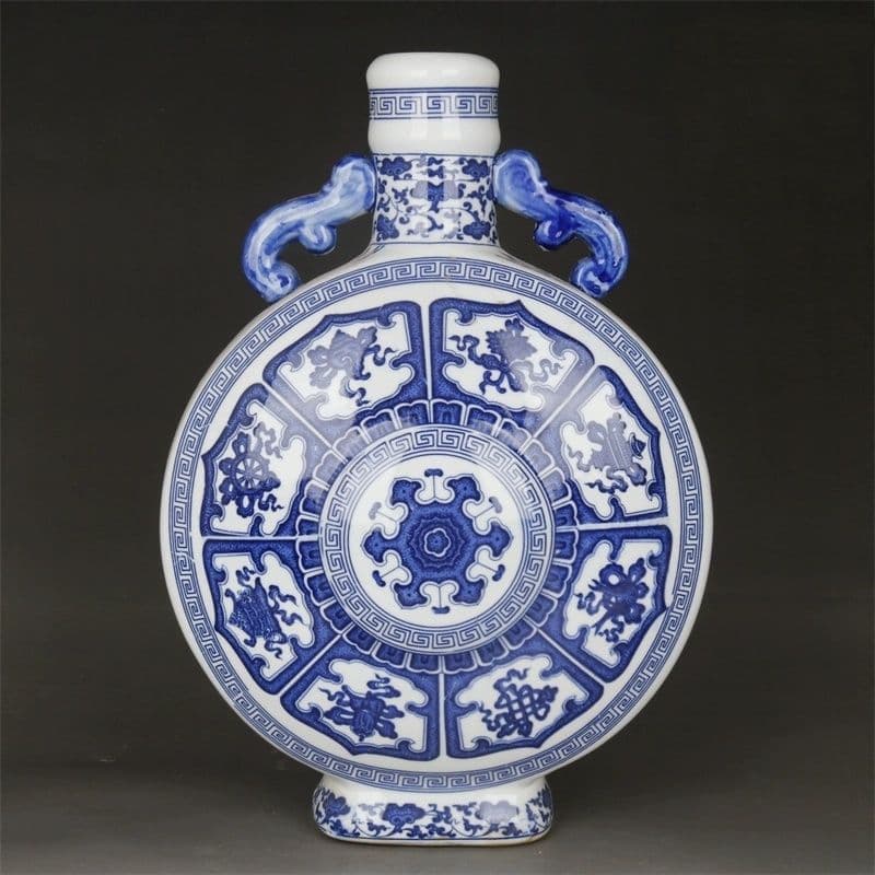 景徳鎮 陶磁器 青花八宝抱月瓶 装飾品 工芸品 置物