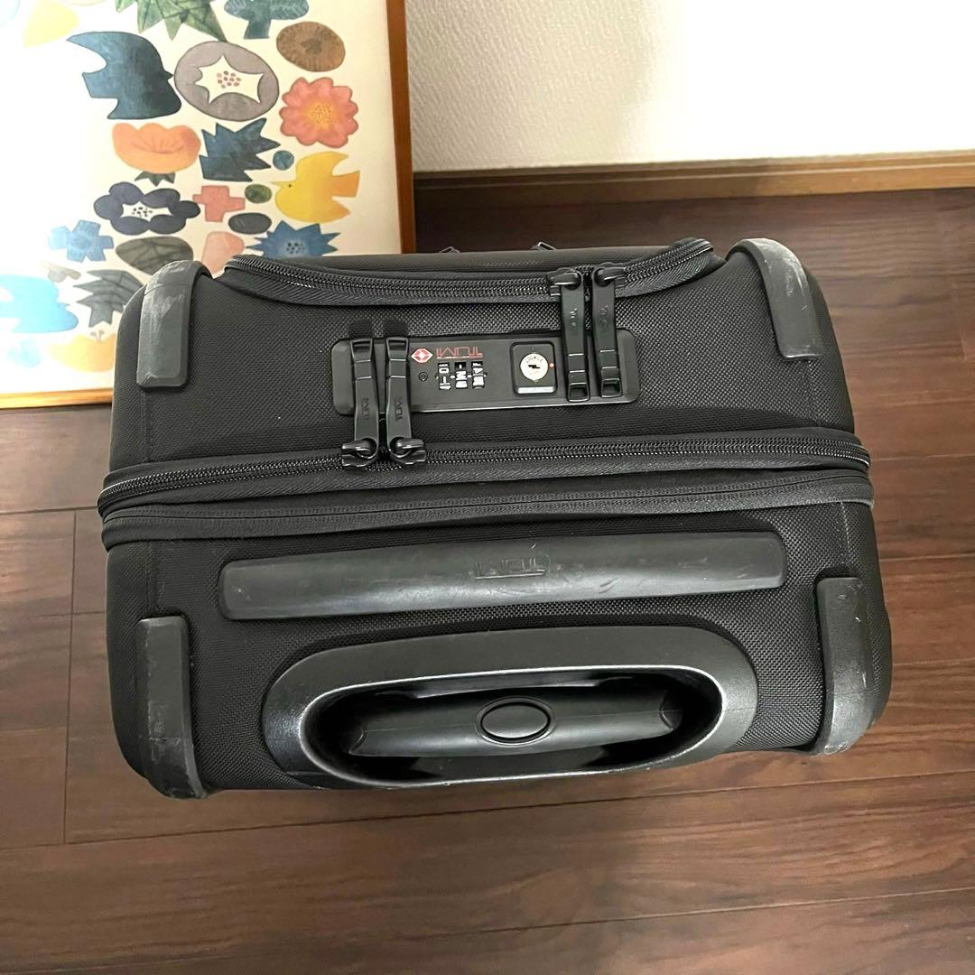TUMI トゥミ ALPHA EXPANDABLE 4ホイール CARRY ON