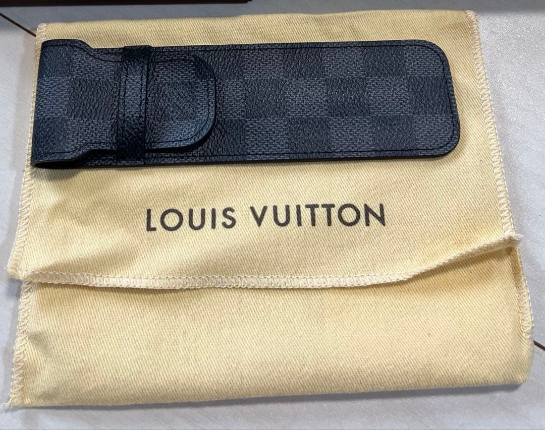 LOUIS VUITTON ペンケース　N63132