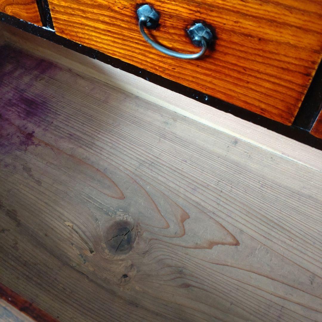 レトロ【無垢材】の漆塗り茶箪笥