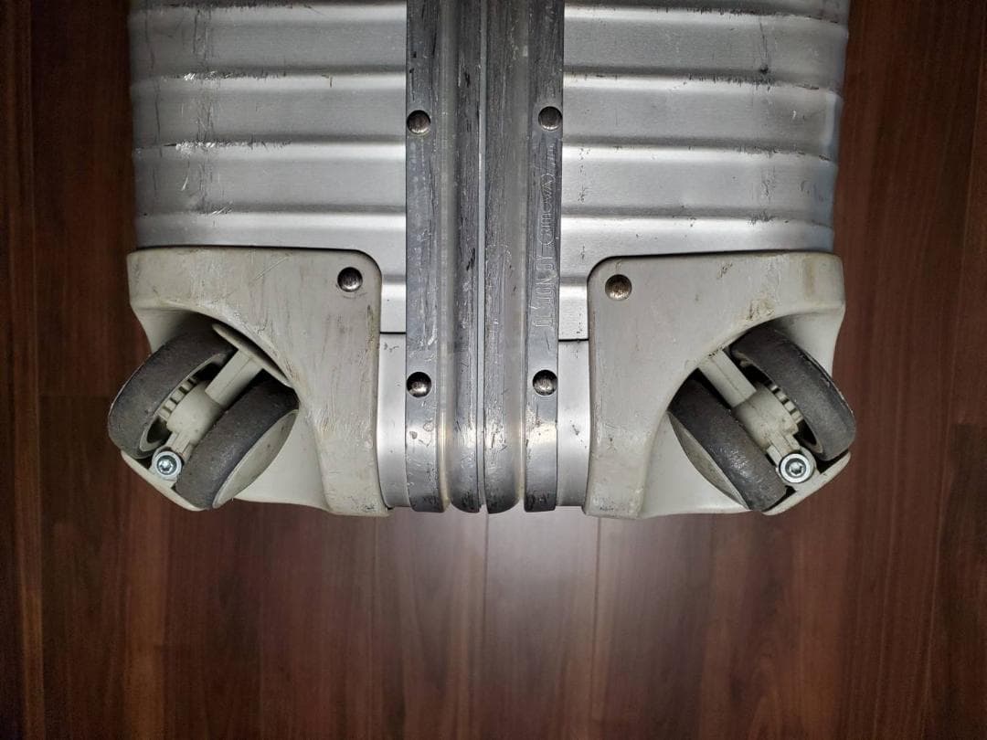 【週末特別セール】リモワ RIMOWA トパーズ 93177 4輪（正規品）